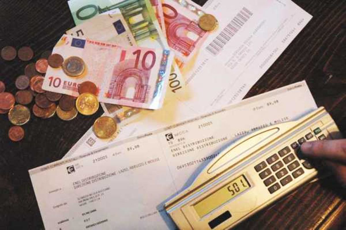 titolo immagine Immagine di Avviso - delibera della giunta regione puglia n.443 del 2/4/2020 avente ad oggetto <emergenza />> - accesso al contributo